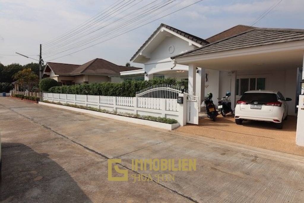 Three Bed Pool Villa For Sale in Khao Tao Pak Nam Pran