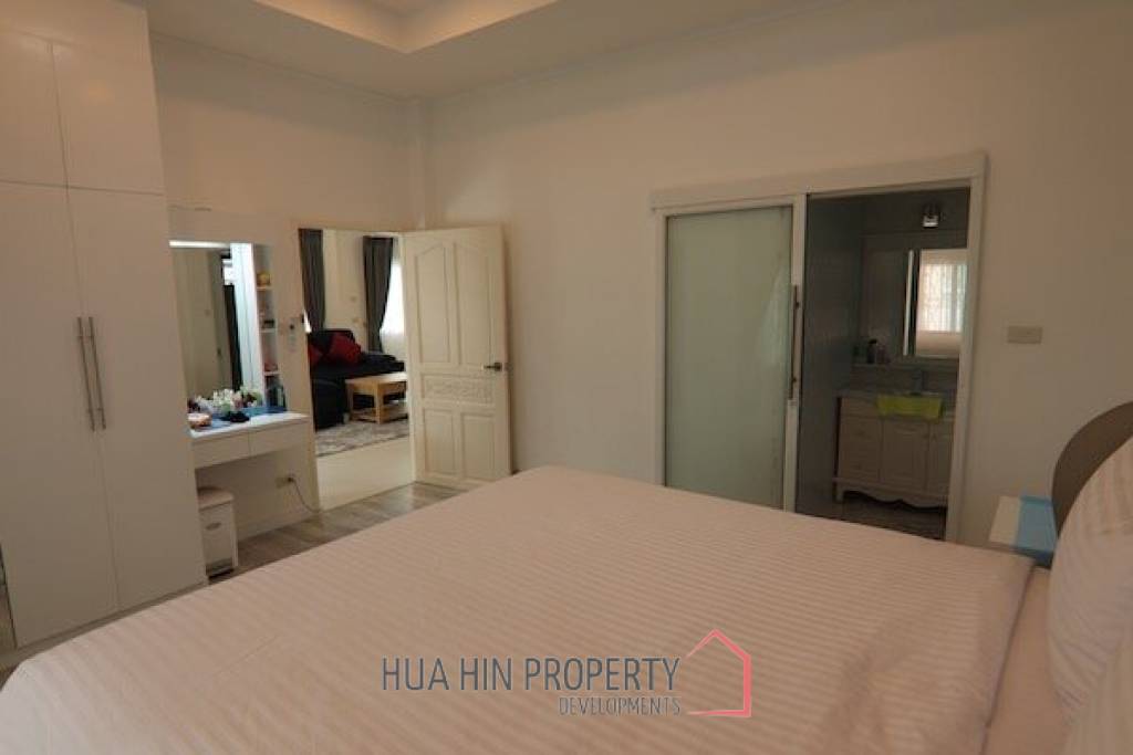 Three Bed Pool Villa For Sale in Khao Tao Pak Nam Pran