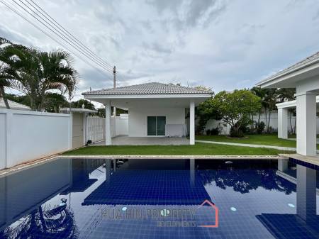 The Lees: Recently Renovated 3 Bedroom Pool Villa