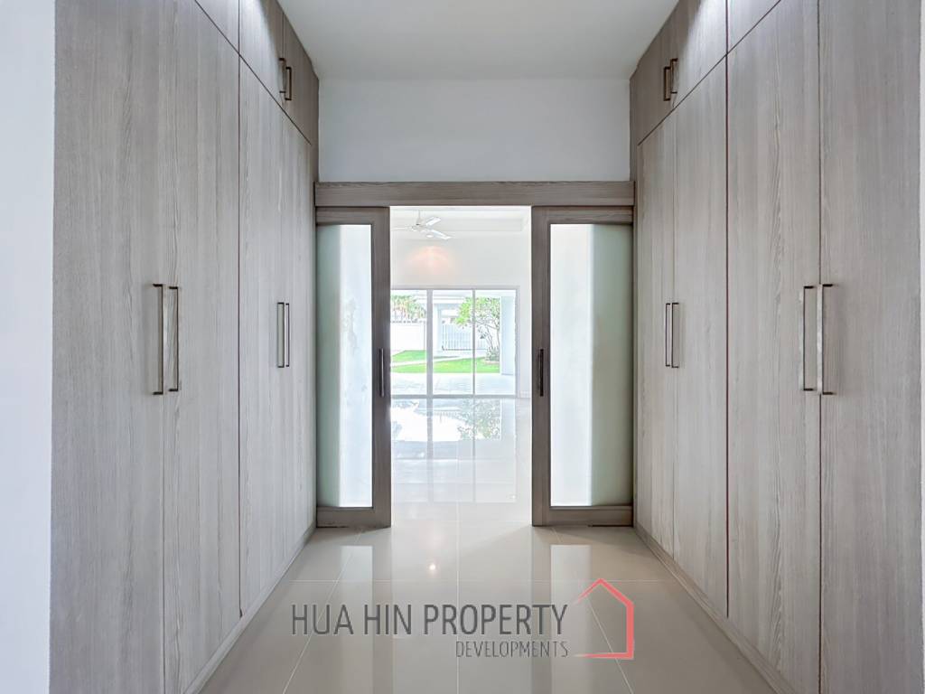 The Lees: Recently Renovated 3 Bedroom Pool Villa