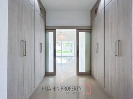 The Lees: Recently Renovated 3 Bedroom Pool Villa