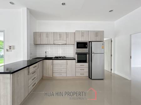 The Lees: Recently Renovated 3 Bedroom Pool Villa