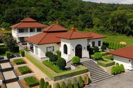 BelVida Estates: Exclusive, Luxurious 6 Bedroom Tropical Pool Villa