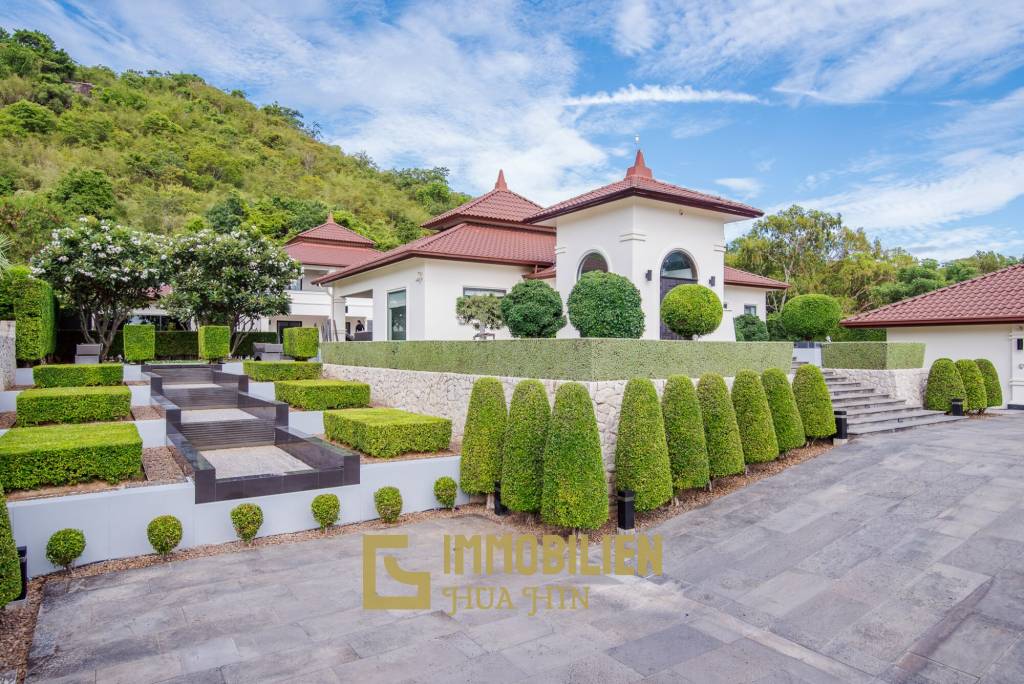 BelVida Estates: Exclusive, Luxurious 6 Bedroom Tropical Pool Villa