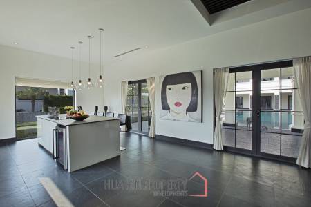 BelVida Estates: Exclusive, Luxurious 6 Bedroom Tropical Pool Villa