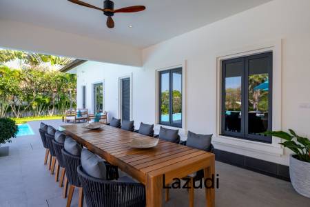 Дом 2,576 кв.м. 5 Кровать 