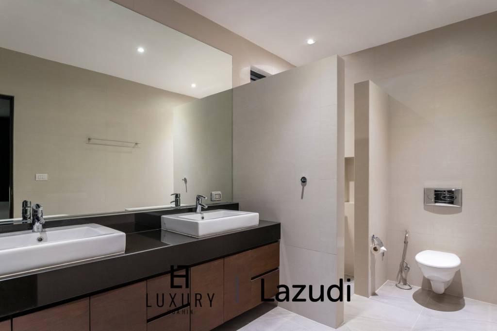 Дом 2,576 кв.м. 5 Кровать 