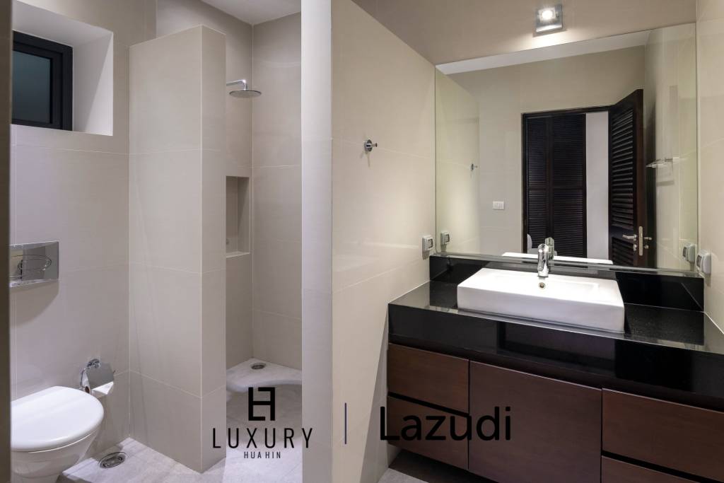 Дом 2,576 кв.м. 5 Кровать 