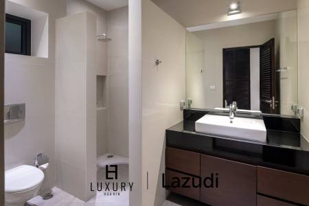 Дом 2,576 кв.м. 5 Кровать 