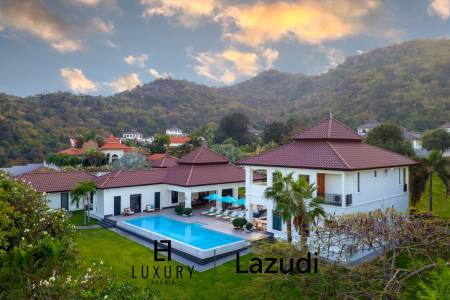 Дом 2,576 кв.м. 5 Кровать 