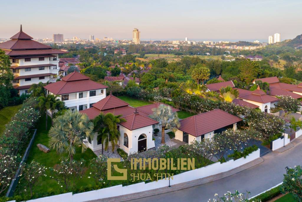 BelVida Estates : 5 Bedroom, Super Luxurious and Exclusive Pool Villa