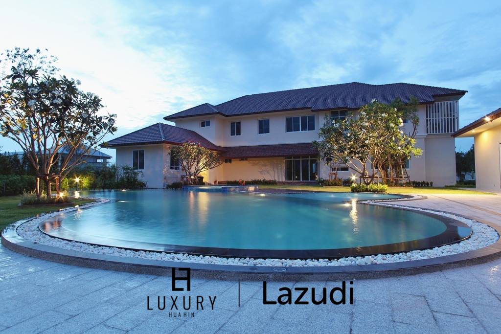 Luxury Two Story Mansion In Cha Am