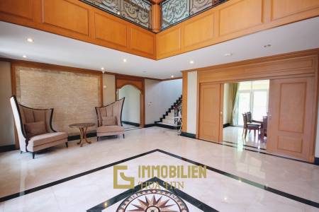 Luxury Two Story Mansion In Cha Am