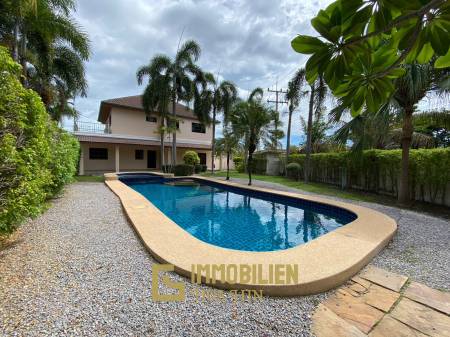 Sunset Village: Einstöckige Pool Villa mit 3 Schlafzimmern und Büro in Bor Fai