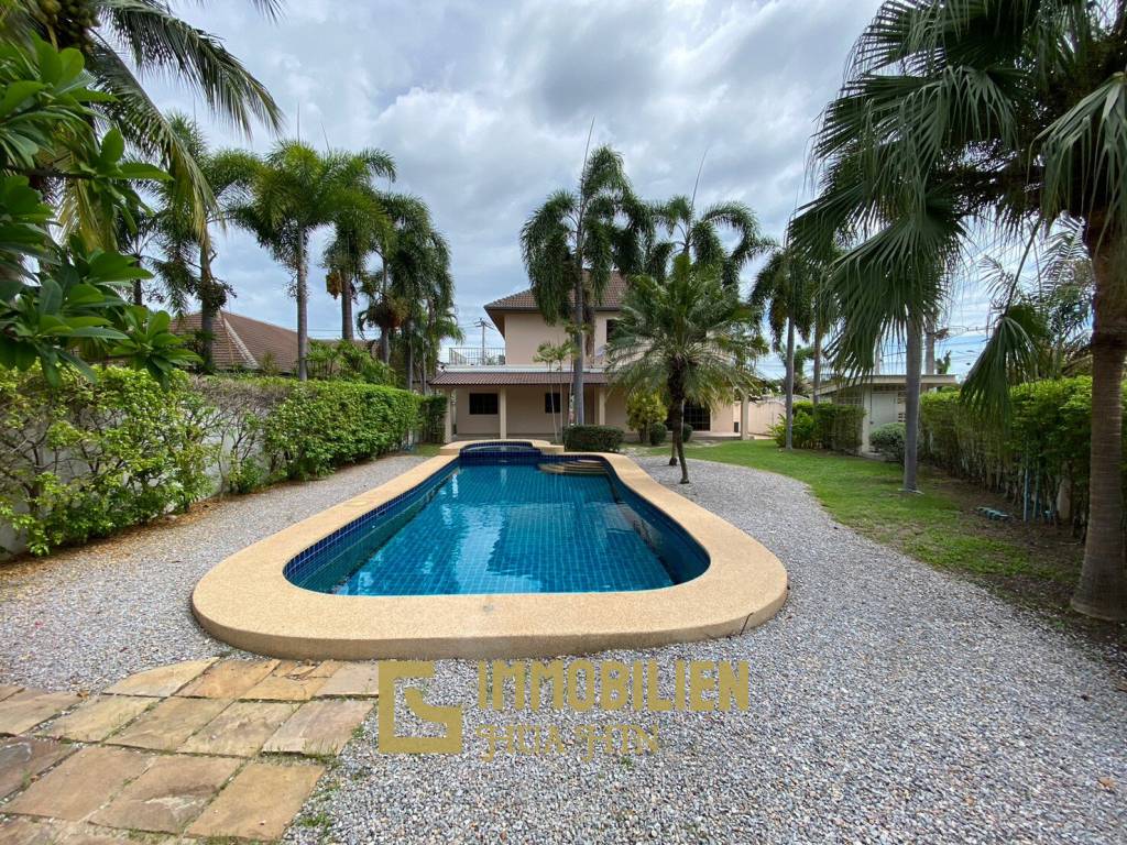 Sunset Village: Einstöckige Pool Villa mit 3 Schlafzimmern und Büro in Bor Fai