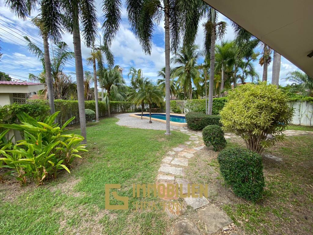 Sunset Village: Einstöckige Pool Villa mit 3 Schlafzimmern und Büro in Bor Fai