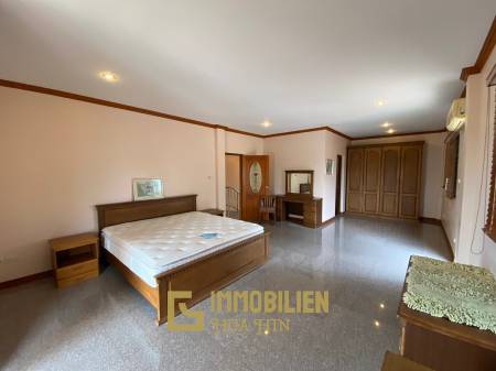 Sunset Village: Einstöckige Pool Villa mit 3 Schlafzimmern und Büro in Bor Fai