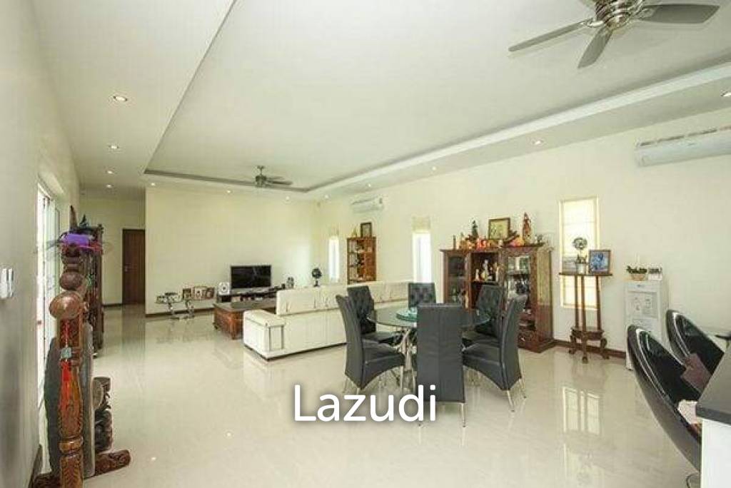 806 Sqm 4 Bed 4 Bath Villa For Sale