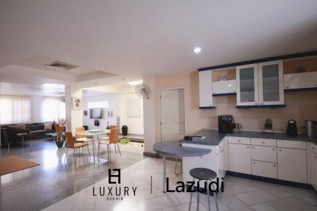 Villa mit 3 Schlafzimmern im Stadtzentrum, nur wenige Schritte vom Strand entfernt