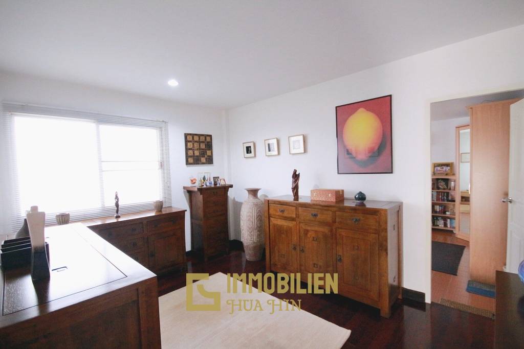 Villa mit 3 Schlafzimmern im Stadtzentrum, nur wenige Schritte vom Strand entfernt
