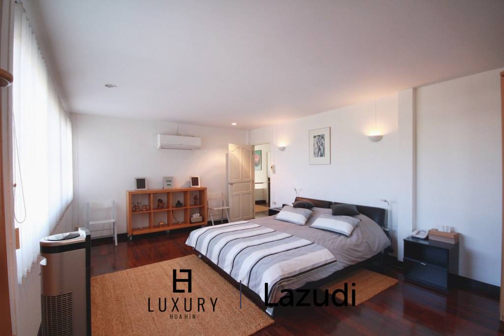 Villa mit 3 Schlafzimmern im Stadtzentrum, nur wenige Schritte vom Strand entfernt