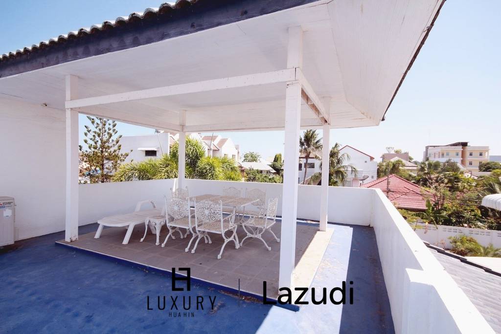 Villa mit 3 Schlafzimmern im Stadtzentrum, nur wenige Schritte vom Strand entfernt