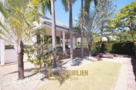Villa mit 3 Schlafzimmern im Stadtzentrum, nur wenige Schritte vom Strand entfernt