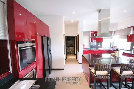 Single Story 3 Bedroom Pool Villa with Golf Membership