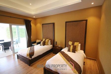 Single Story 3 Bedroom Pool Villa with Golf Membership