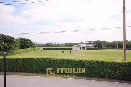 3 Schlafzimmer Pool Villa mit Golfmitgliedschaft