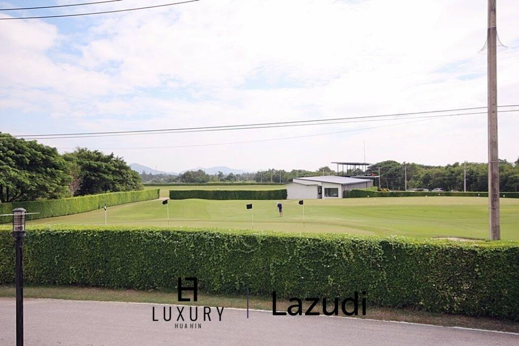 3 Schlafzimmer Pool Villa mit Golfmitgliedschaft