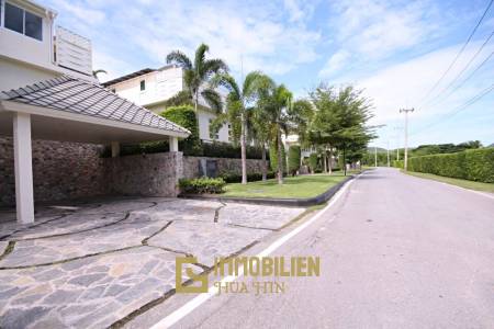 Two Story Pool Villa with Golf Membership For Sale