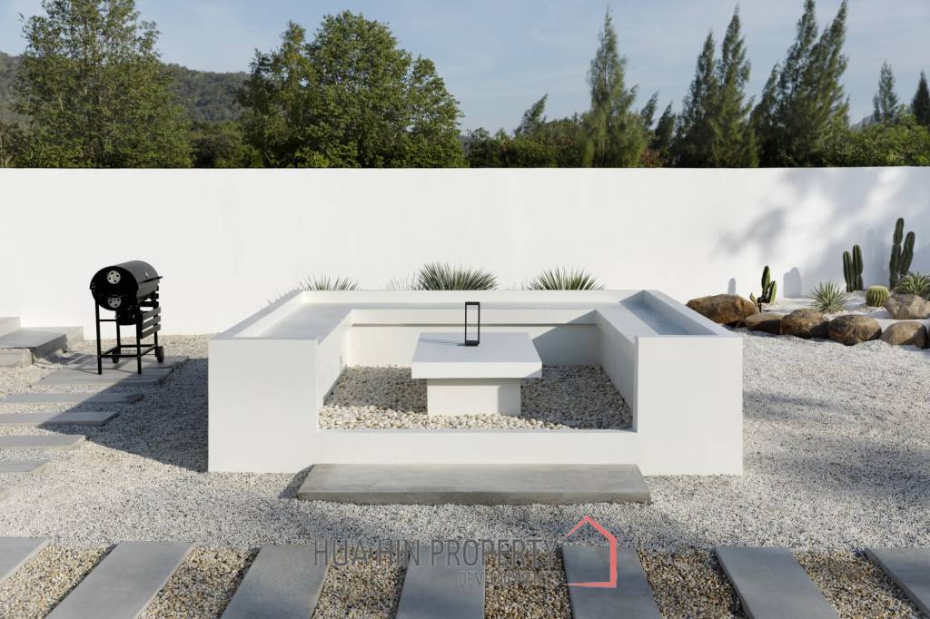 4 Bedroom, Minimalistic, Ultra Modern Pool Villa