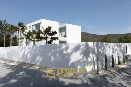 4 Bedroom, Minimalistic, Ultra Modern Pool Villa