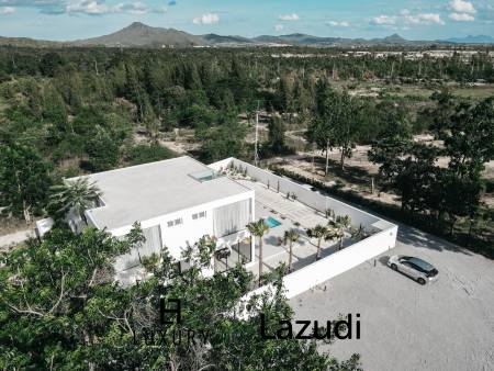 4 Bedroom, Minimalistic, Ultra Modern Pool Villa