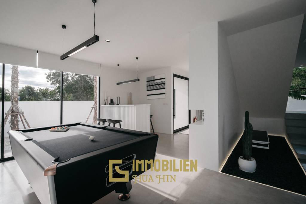 4 Bedroom, Minimalistic, Ultra Modern Pool Villa