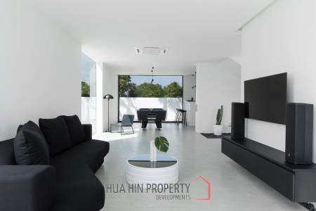 4 Bedroom, Minimalistic, Ultra Modern Pool Villa