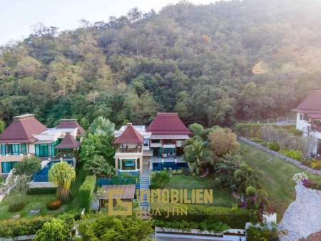 Einstöckige Pool Villa mit Meerblick und vier Schlafzimmern