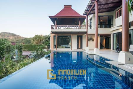 Einstöckige Pool Villa mit Meerblick und vier Schlafzimmern