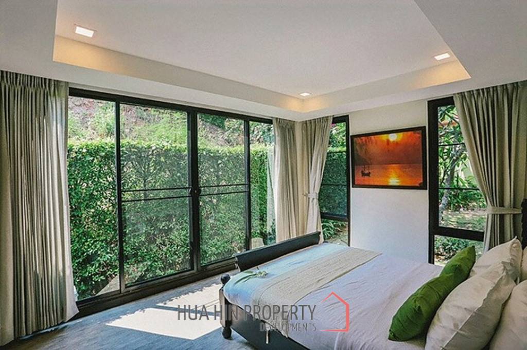 Thai Bali 3 Bedroom Pool Villa Close To Beach