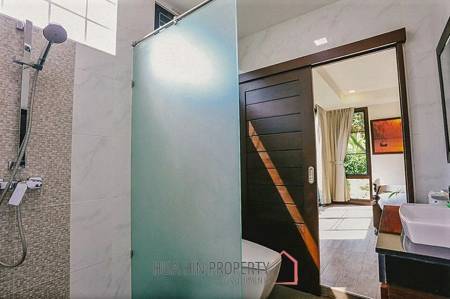 Thai Bali 3 Bedroom Pool Villa Close To Beach