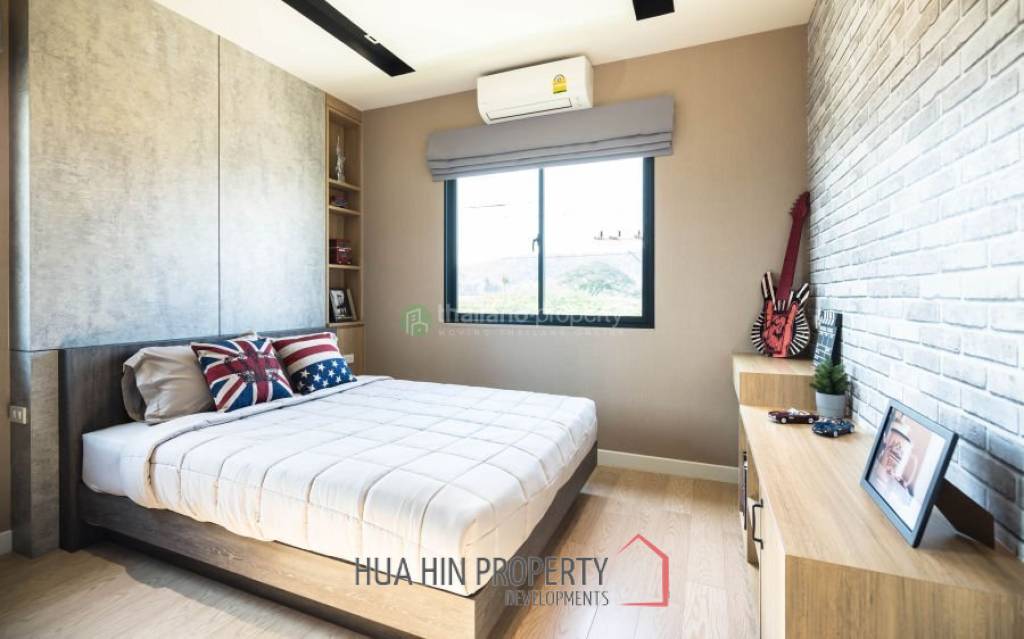 Modern Luxury 2 Storey House close to Town