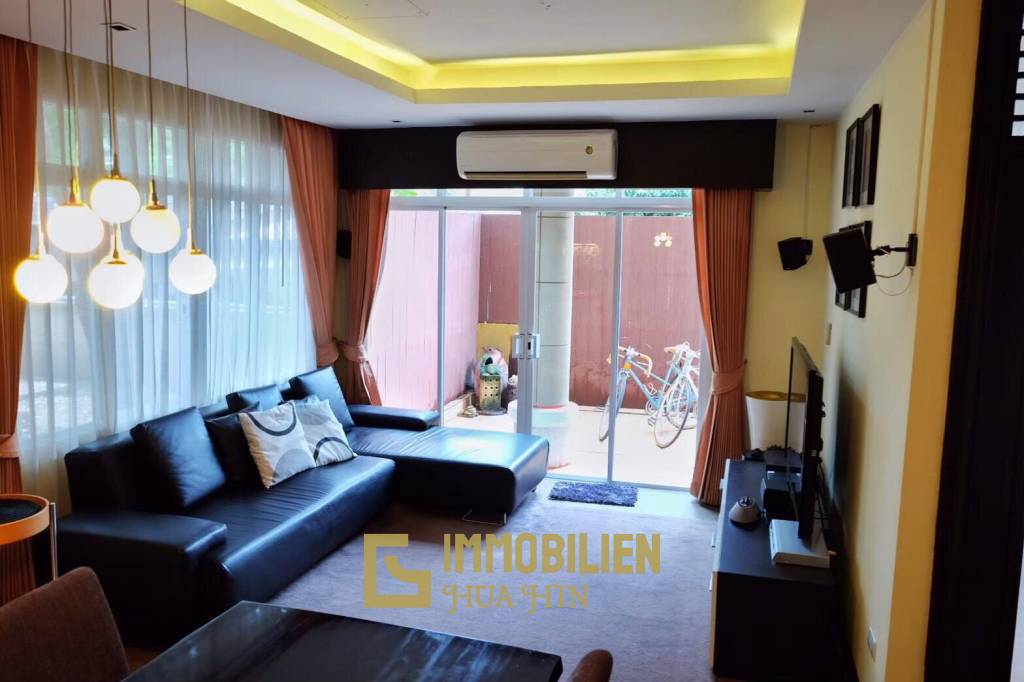 Sea Side Condominium: Große 2 Schlafzimmer-Eigentumswohnung am Meer - Nord Hua Hin