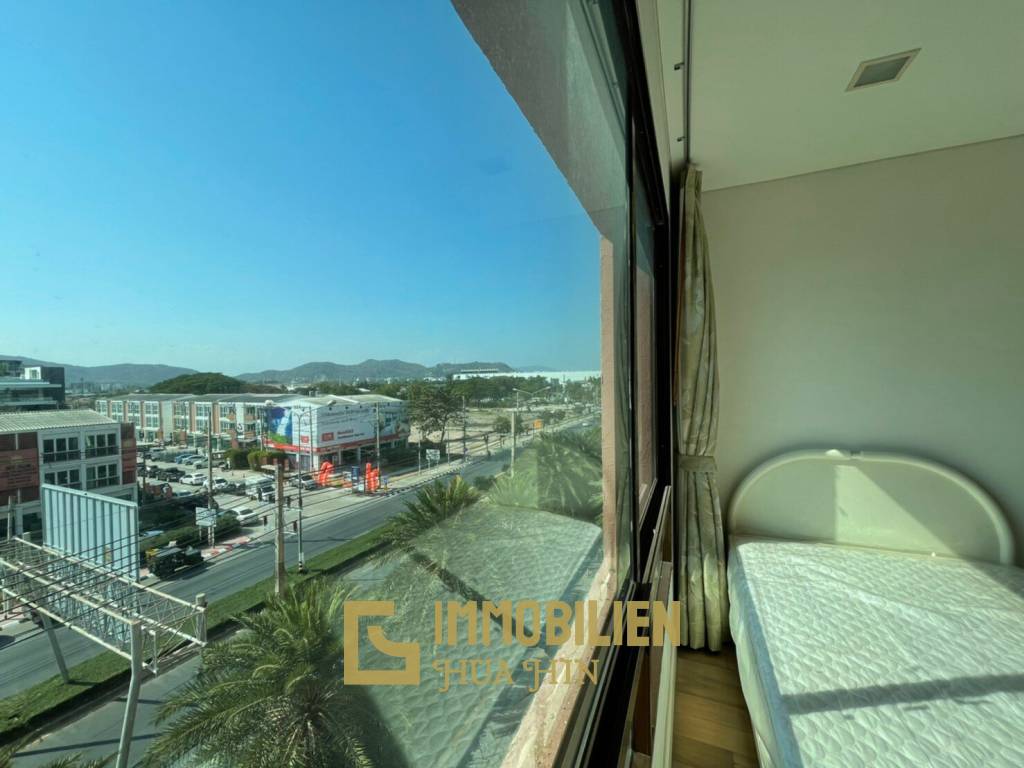 Stunning 3 Bed Condo with Sea and Pool View in town