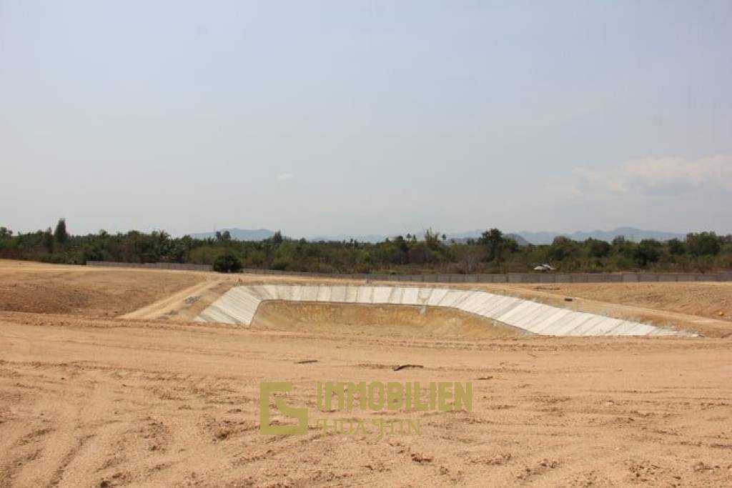 26 Rai of Amazingly Beautiful Land – Mountain and Sunset Views