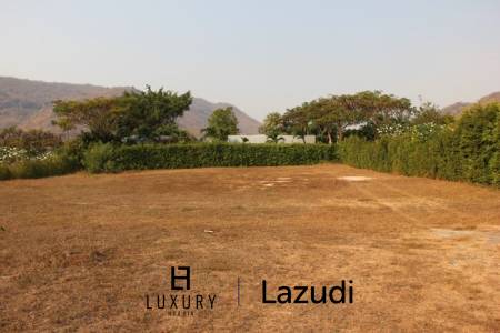Land Plot for Sale at the Prestigious Baan Ing Phu