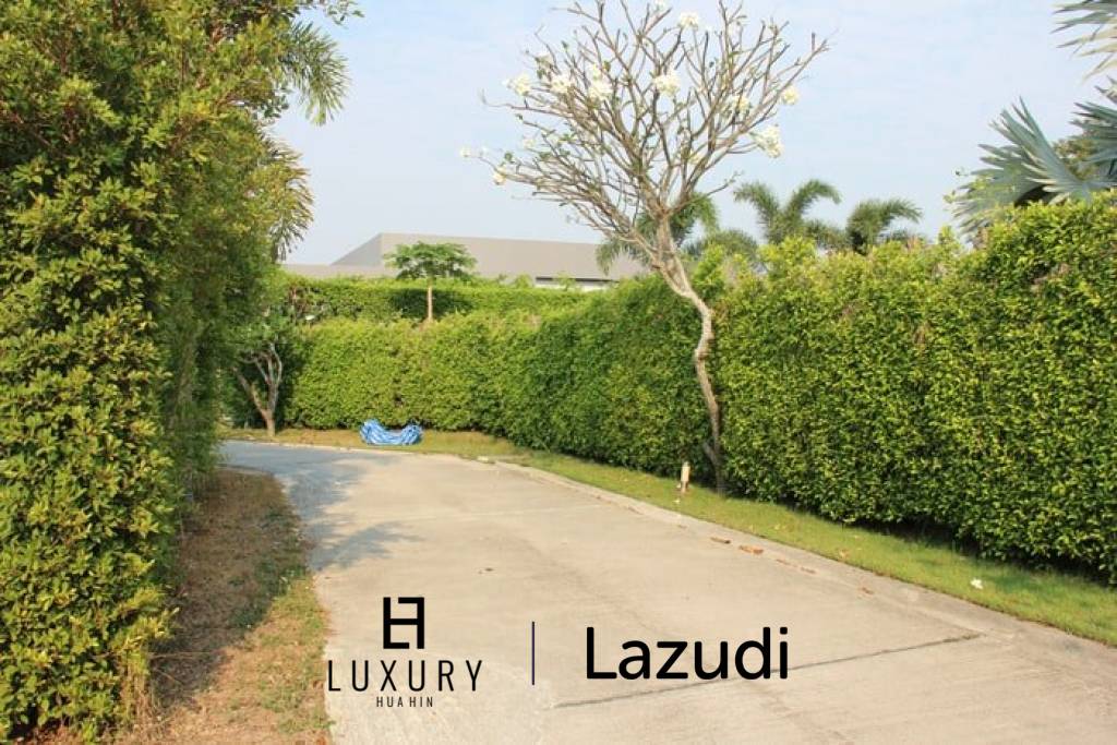 Land Plot for Sale at the Prestigious Baan Ing Phu