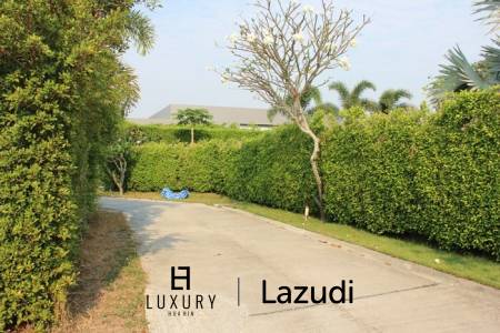 Land Plot for Sale at the Prestigious Baan Ing Phu