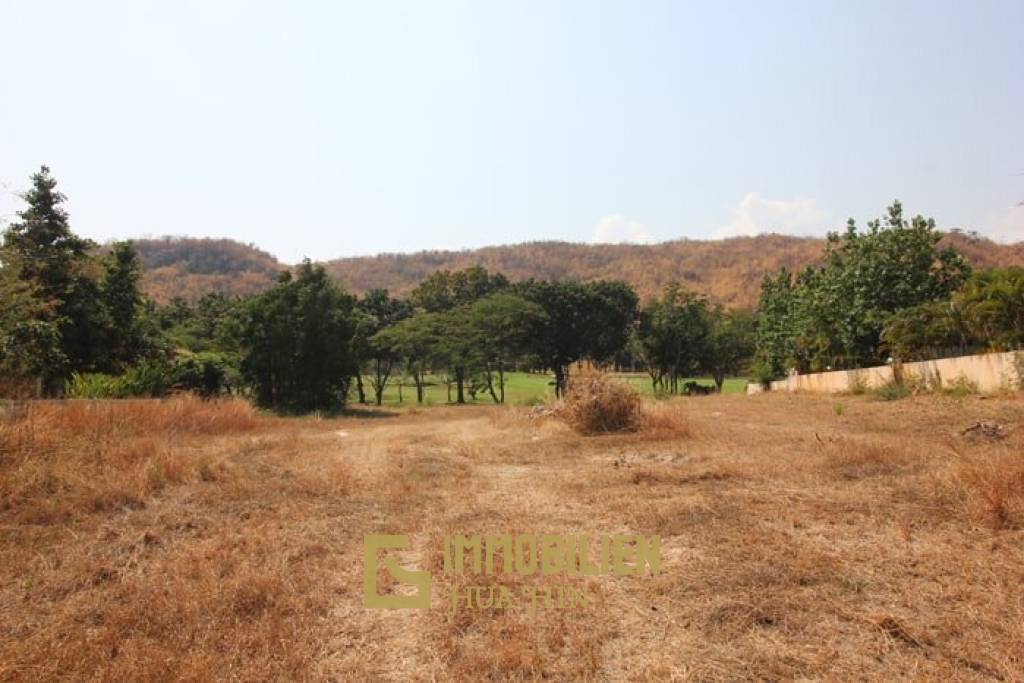 Land Plot for Sale at Palm Hills Golf Course