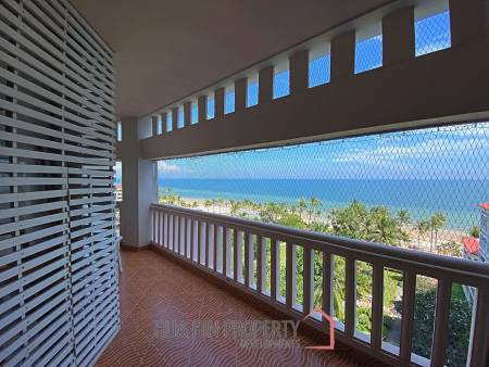 Dusit Thani Condominium - Fully Modernised Luxury 2 Bed Condo
